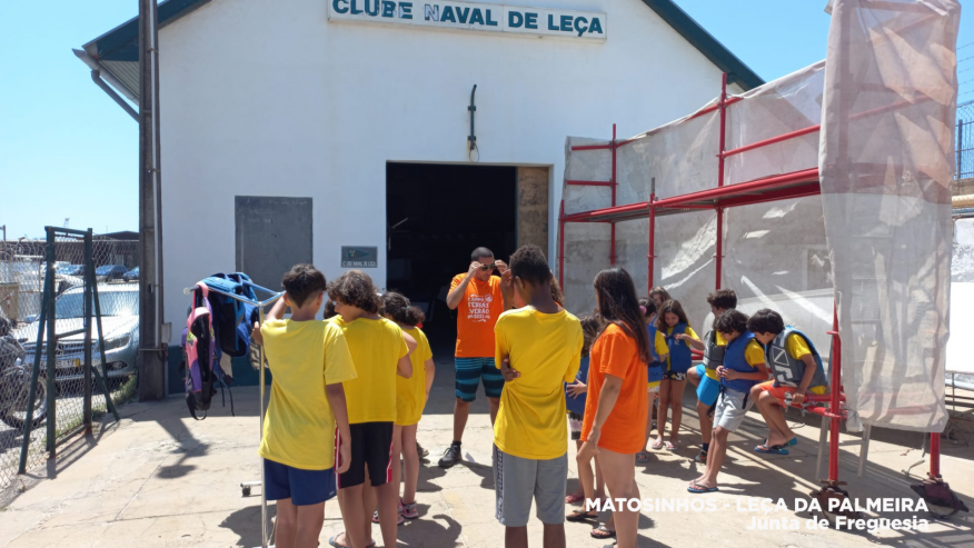 Campo de Ferias de Verao no Clube Naval de Leca e Piscina das Mares
