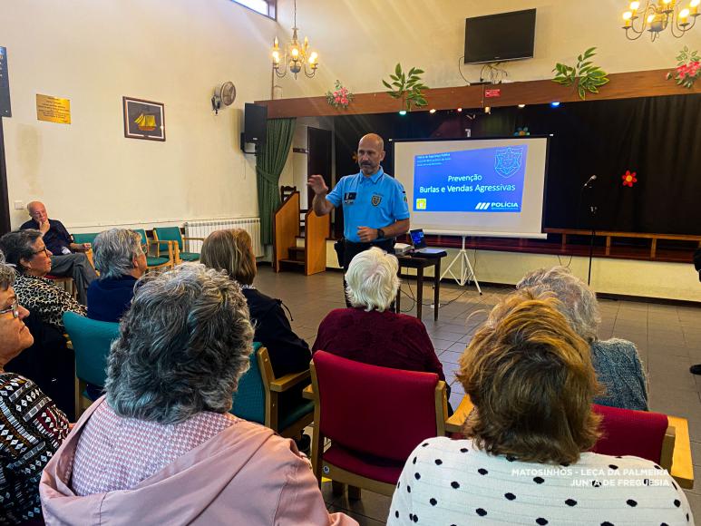 Comiss&atilde;o Social Freguesia (Le&ccedil;a da Palmeira) promove sess&atilde;o dinamizada pela PSP Matosinhos